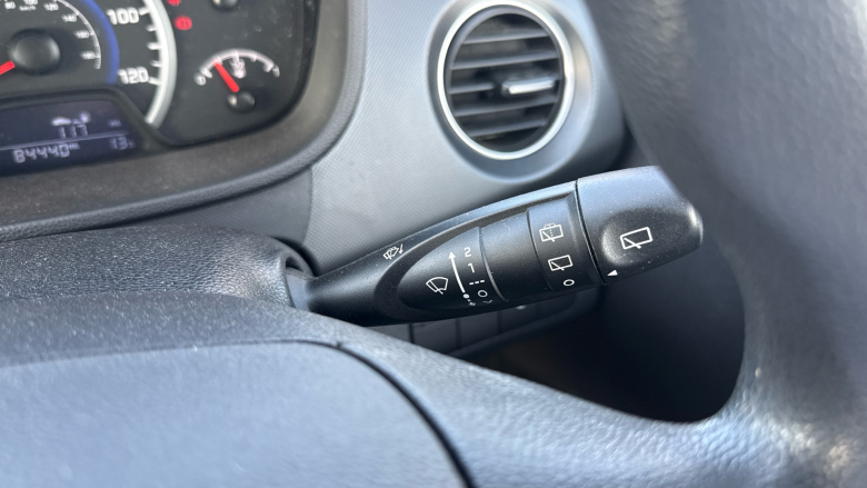 Hyundai i10 1.0 SE 5dr Petrol Hatchback